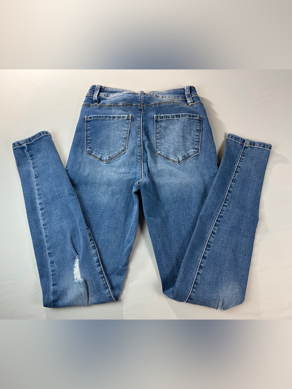 YMI Women’s Skinny Jeans Medium Blue juniors 5 27 ankle y2k distressed